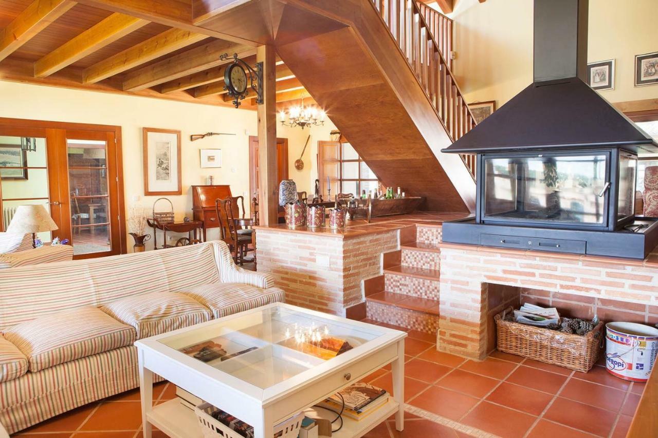 Almenara de Tormes Casa Roble 게스트하우스 외부 사진