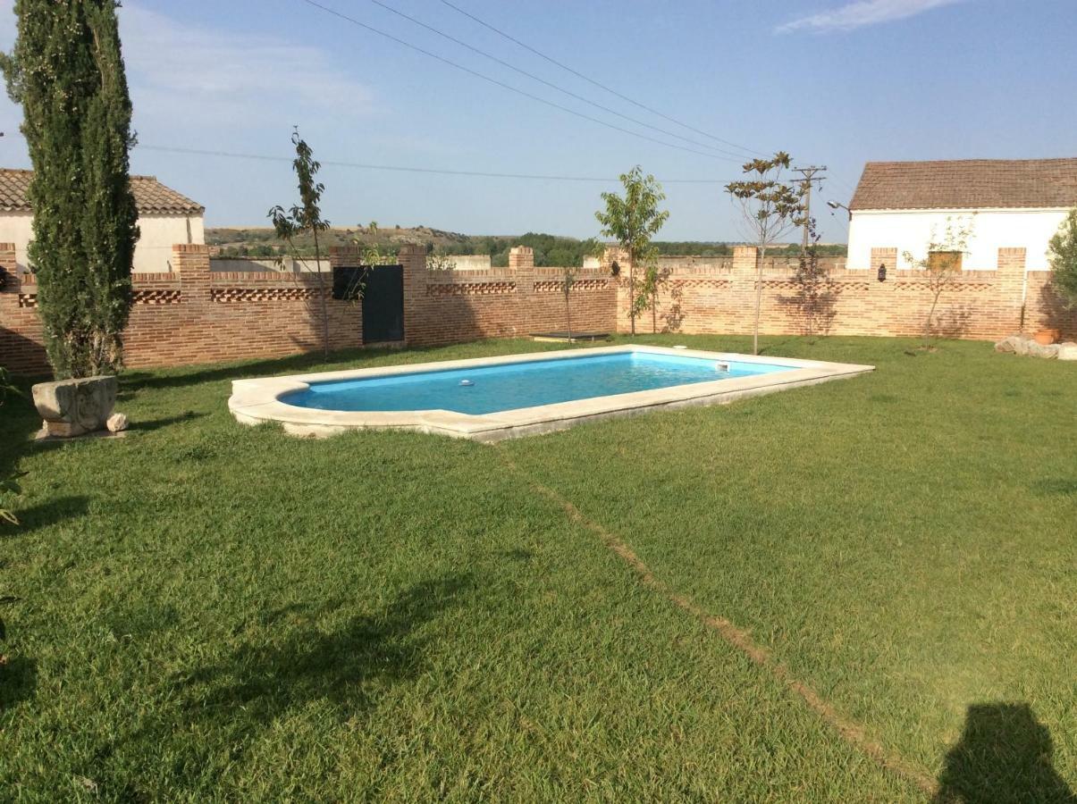 Almenara de Tormes Casa Roble 게스트하우스 외부 사진