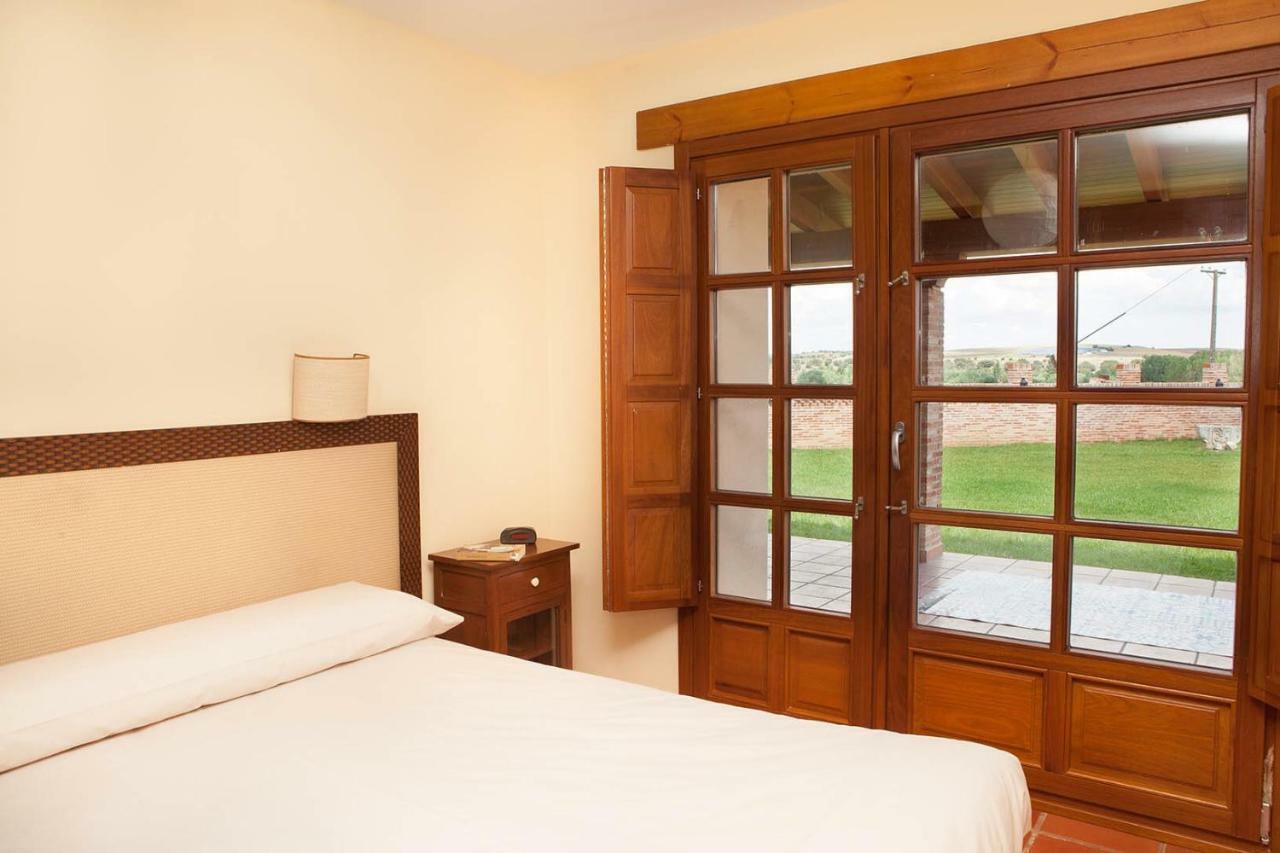 Almenara de Tormes Casa Roble 게스트하우스 외부 사진
