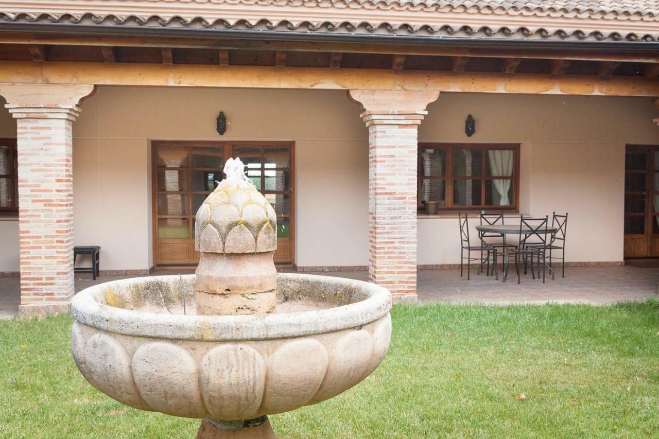 Almenara de Tormes Casa Roble 게스트하우스 외부 사진
